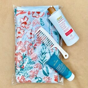 Anthro ❉ Lillian Cotton Floral Bath Towel in Blue